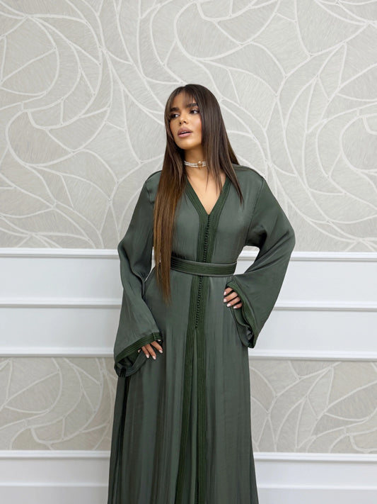 Manal Green Takchita – Two-Piece Moroccan Ceremonial Dress – product view 2