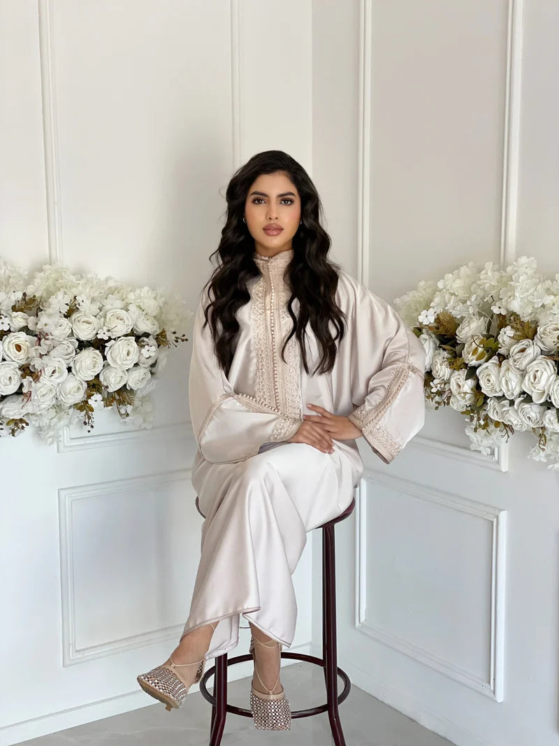 kaoutar abaya