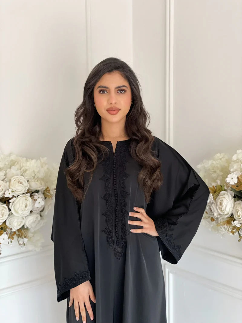 dalila abaya