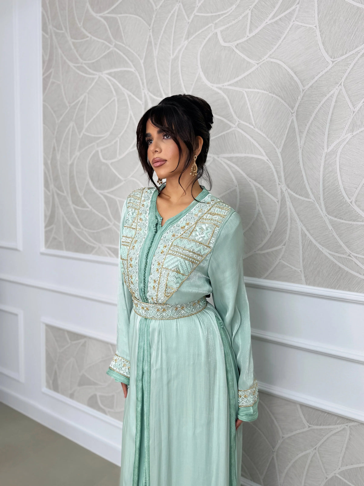 Wissal Green Takchita – Two-Piece Moroccan Ceremonial Dress – product view 2