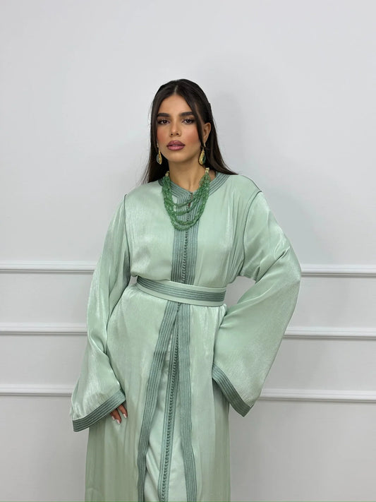 Souad Green Takchita – Two-Piece Moroccan Ceremonial Dress – product view 2
