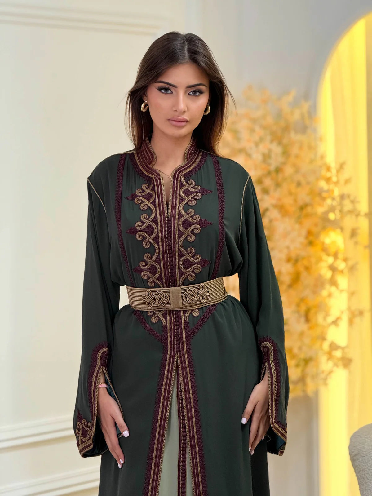 Dounia Green Takchita – Two-Piece Moroccan Ceremonial Dress – product view 4