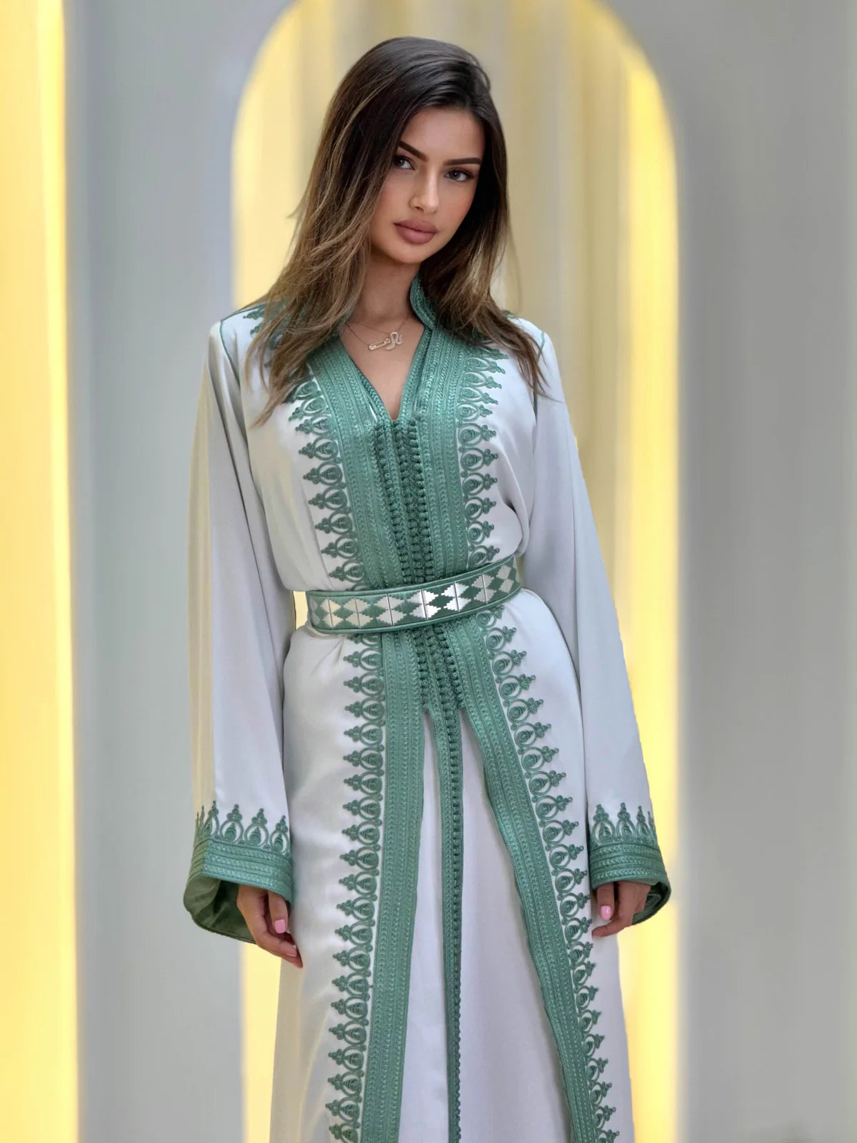 Fatima White Takchita – Two-Piece Moroccan Ceremonial Dress – product view 6
