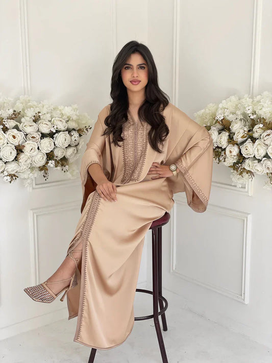 Nirmine Abaya – Elegant Moroccan Robe for Home & Gatherings – product view 2