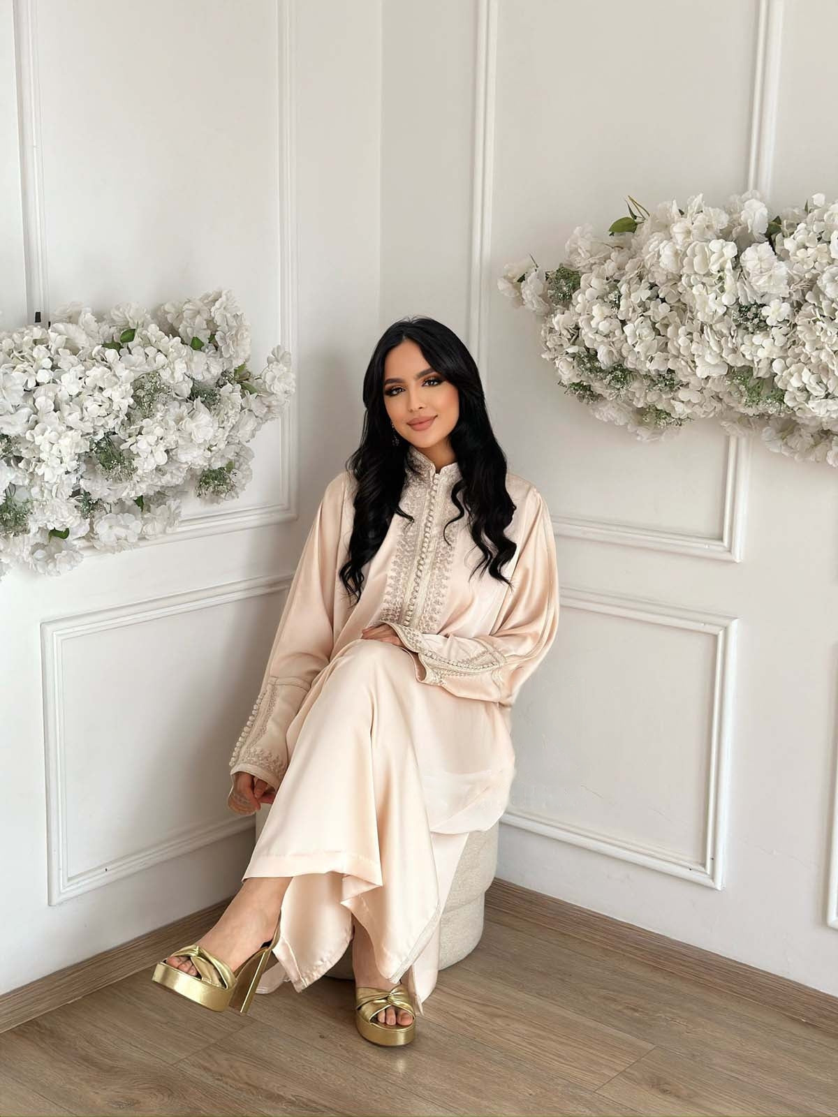 Sawsan Beige Abaya – Elegant Moroccan Robe for Home & Gatherings – product view 2