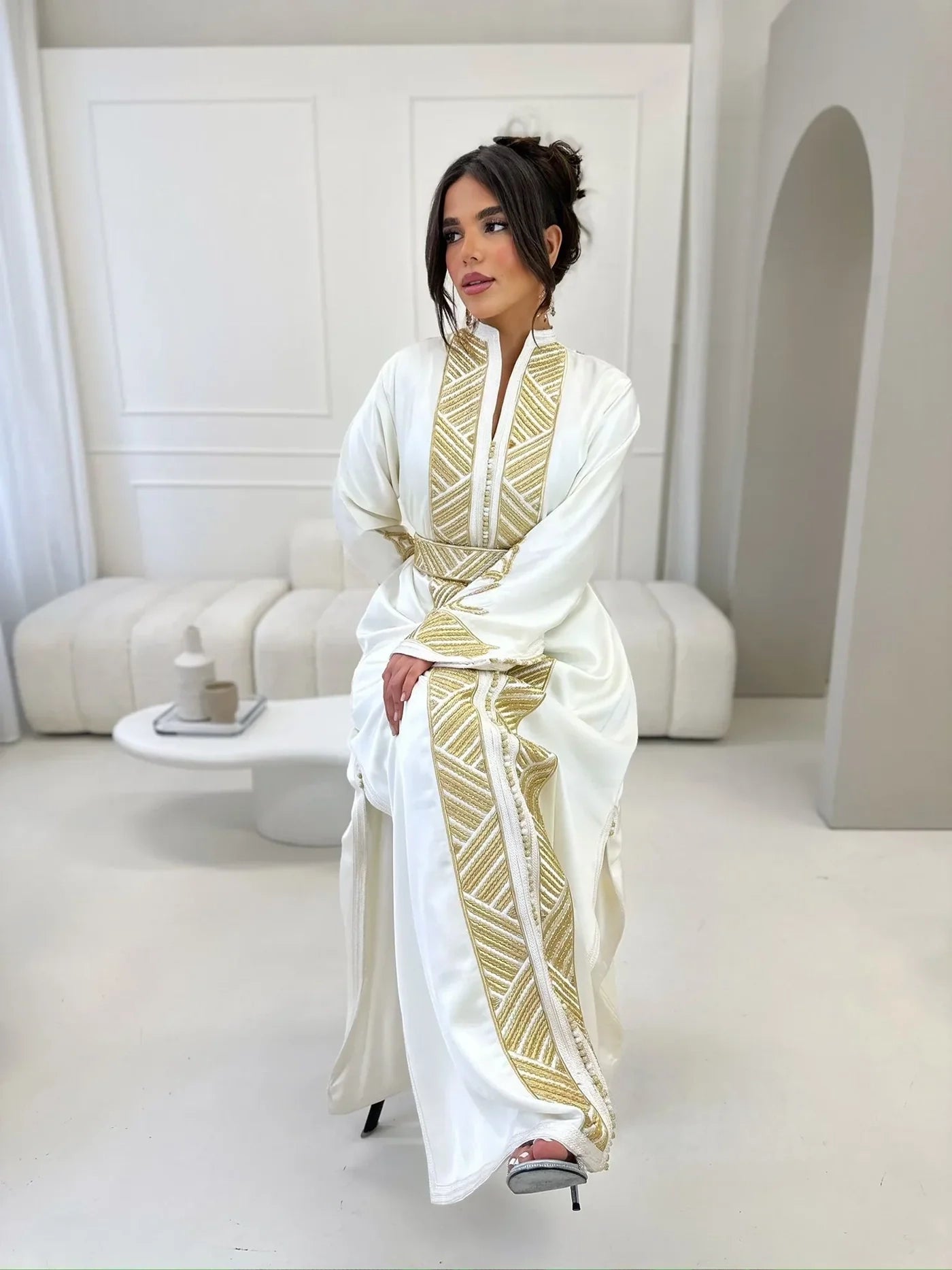 Chorok White Kaftan – Handcrafted Moroccan Dress