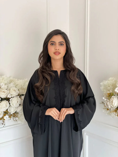dalila abaya