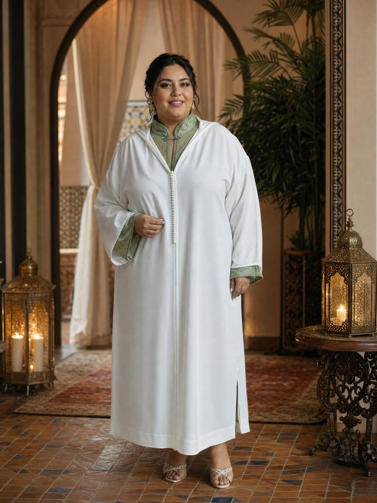 Ibtihal Djellaba – Casual Moroccan Tunic for Everyday Comfort \u2014 plus-size model