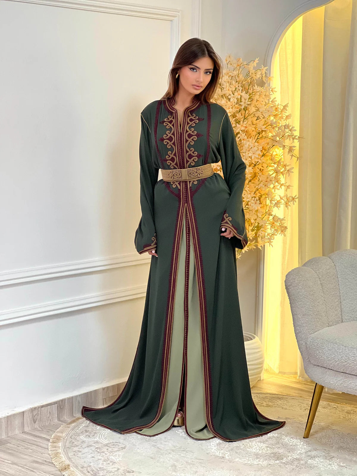 Dounia Green Takchita – Two-Piece Moroccan Ceremonial Dress – product view 2