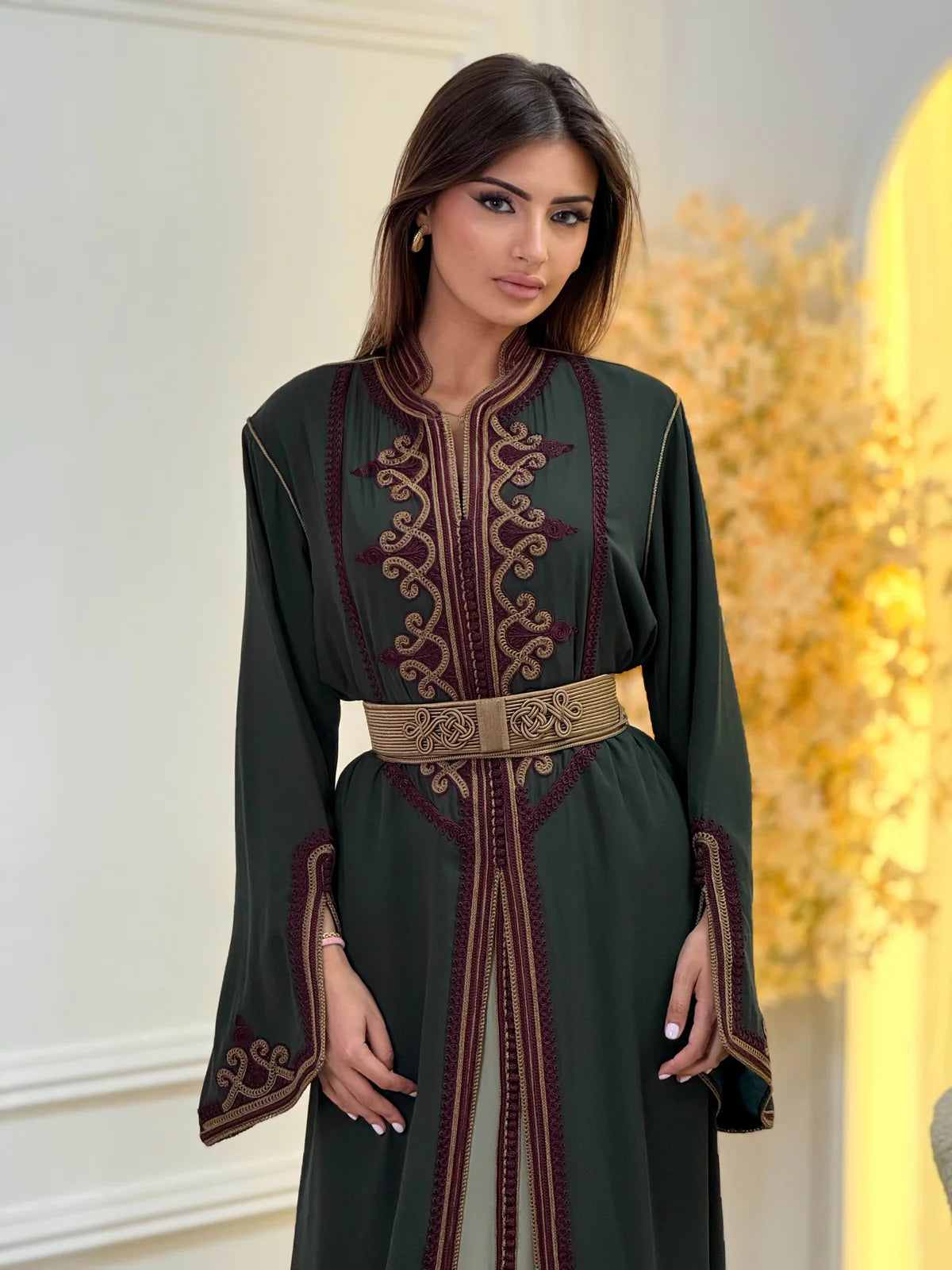 Dounia Green Takchita – Two-Piece Moroccan Ceremonial Dress – product view 6