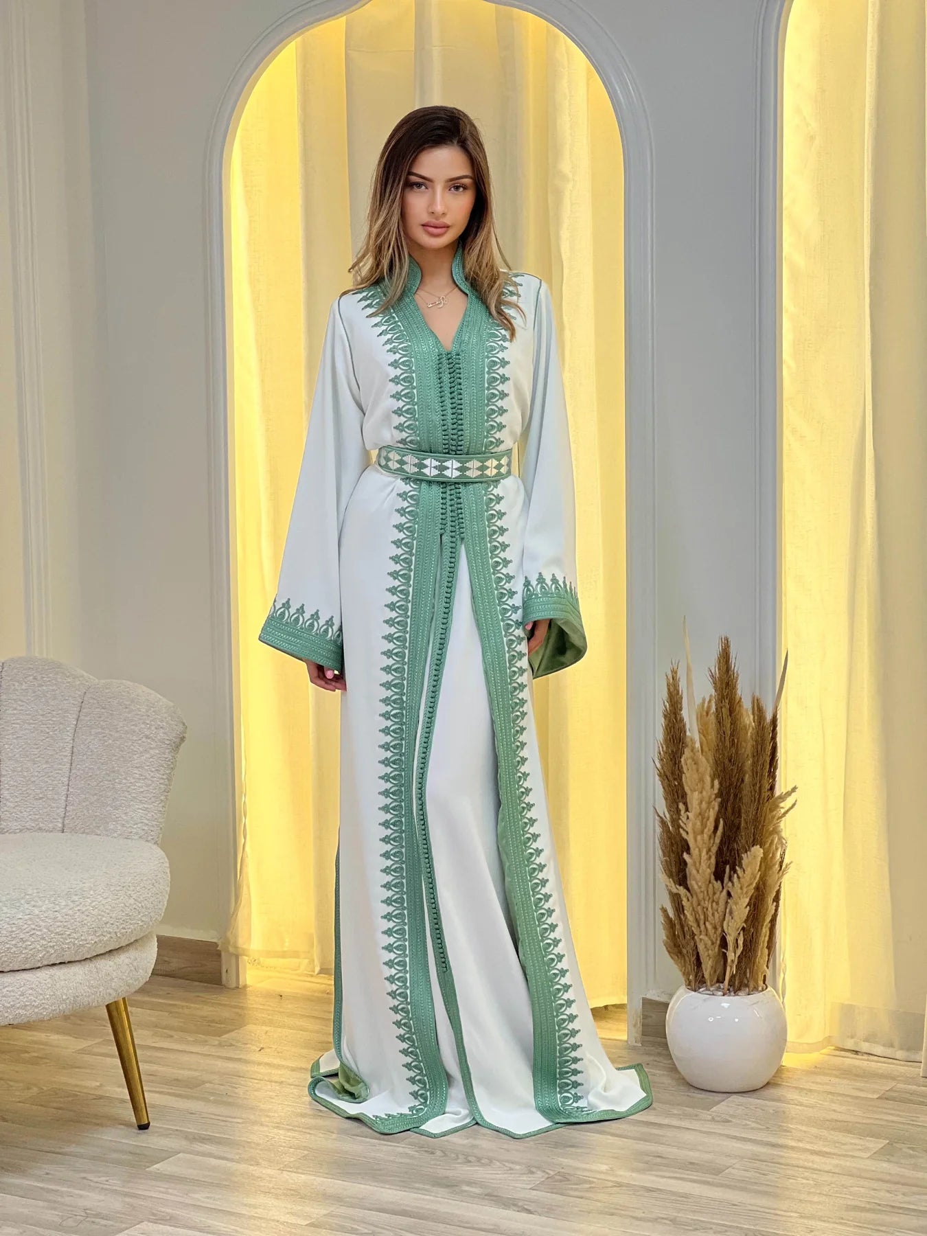 Fatima White Takchita – Two-Piece Moroccan Ceremonial Dress – product view 3