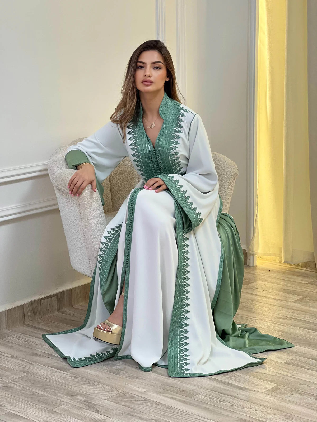 Fatima White Takchita – Two-Piece Moroccan Ceremonial Dress – product view 4