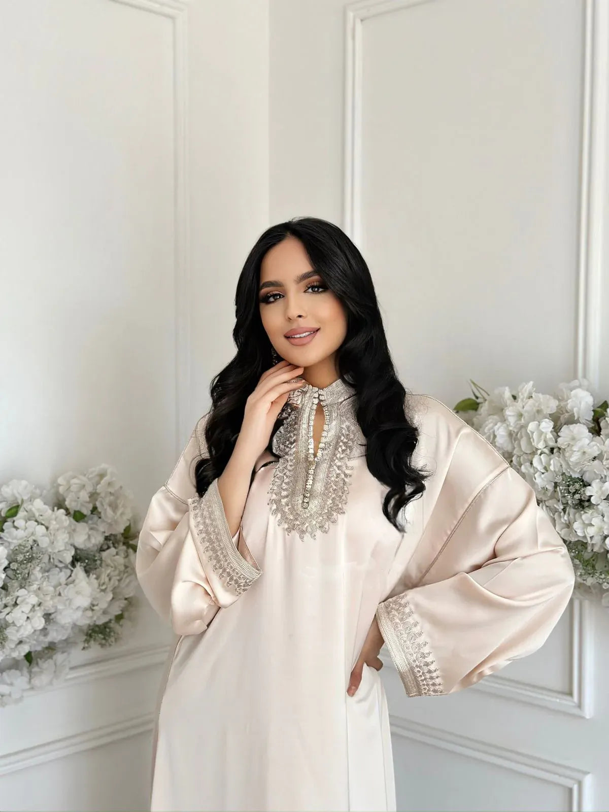 Zohor Beige Abaya – Elegant Moroccan Robe for Home & Gatherings