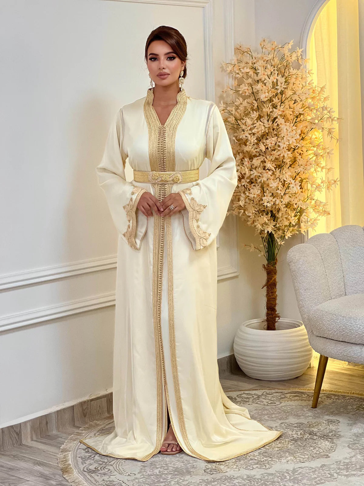 Samira Beige Takchita – Two-Piece Moroccan Ceremonial Dress