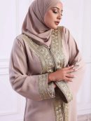 farah kaftan