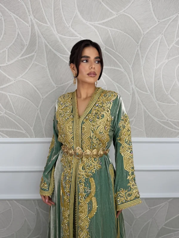 kenza takshitas - Image 2